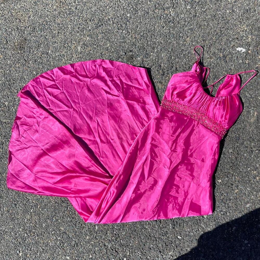 NIKI LIVAS FUCHSIA PINK EVENING GOWN